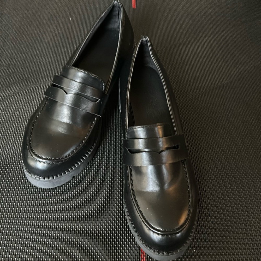 Chunky Flatform Faux Leather Loafers